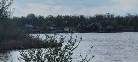 Участок 8 соток   № 103

+7(927)716-26-46